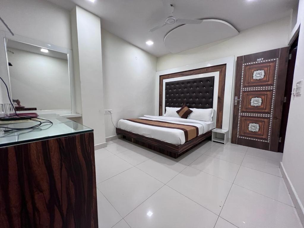 Hotel Sehmi'S Best Rest Inn Amritsar Buitenkant foto